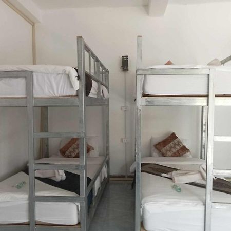 דירות Mekong Backpackers Muang Pakbèng מראה חיצוני תמונה