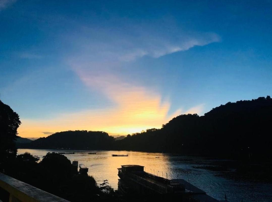 דירות Mekong Backpackers Muang Pakbèng מראה חיצוני תמונה