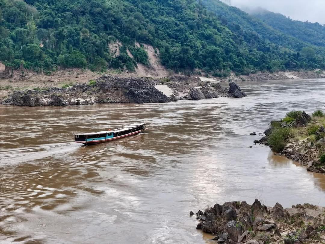 דירות Mekong Backpackers Muang Pakbèng מראה חיצוני תמונה