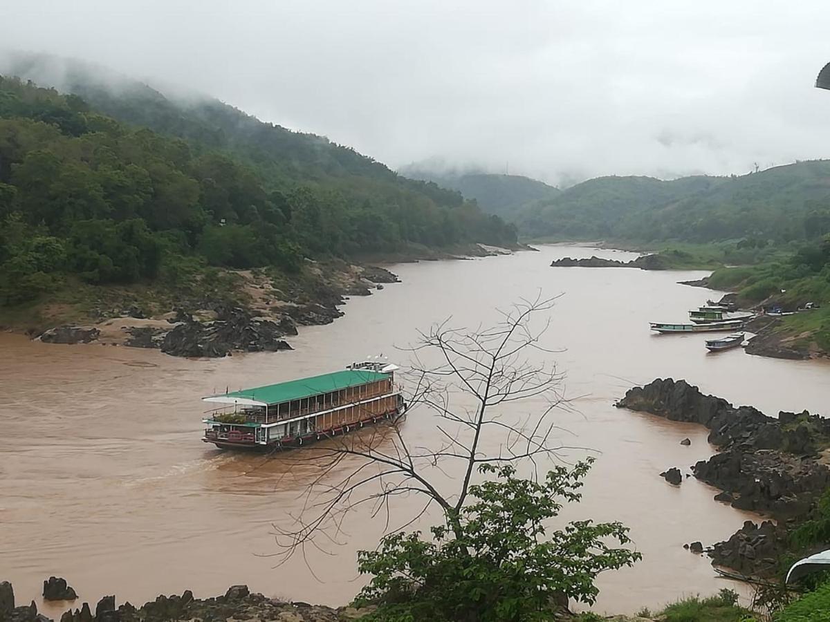 דירות Mekong Backpackers Muang Pakbèng מראה חיצוני תמונה