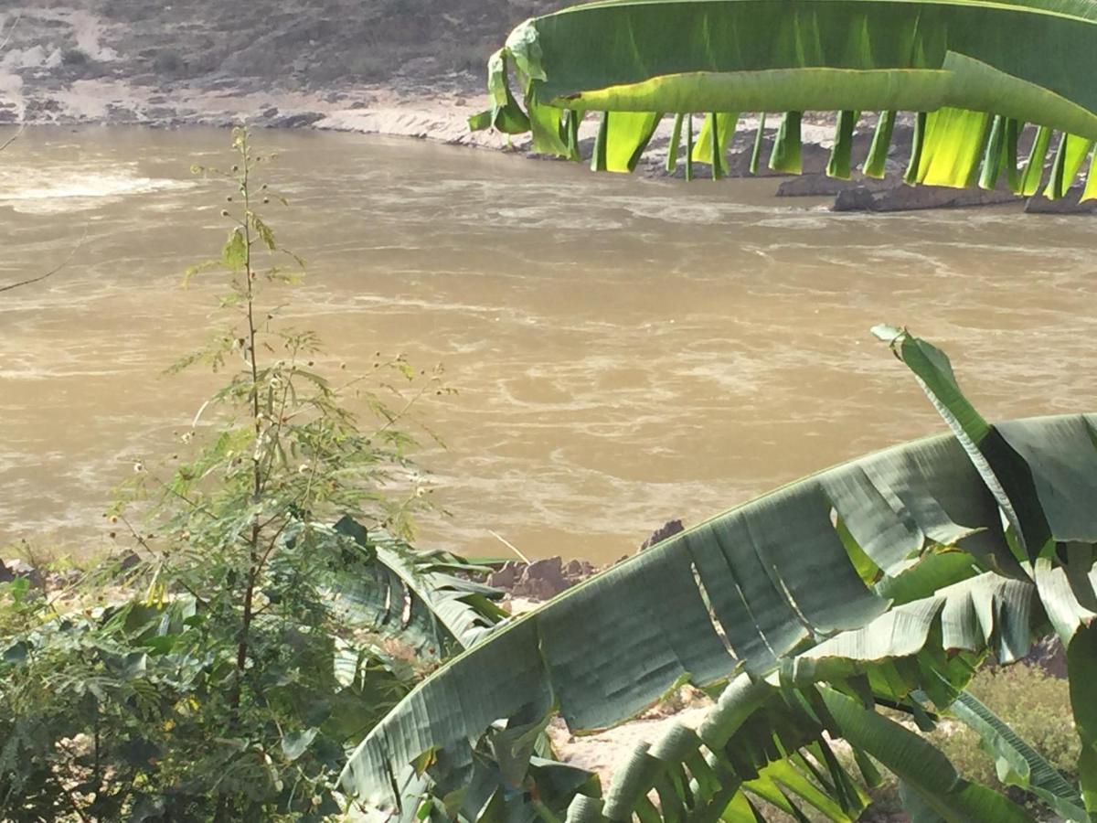 דירות Mekong Backpackers Muang Pakbèng מראה חיצוני תמונה